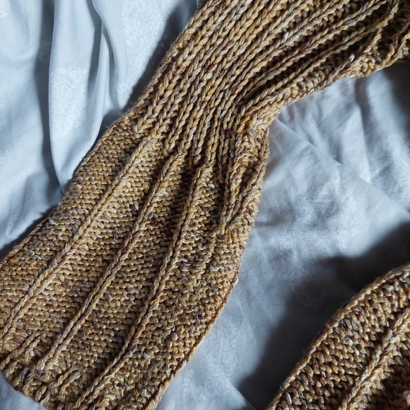 Y2k BCBGMAXAZRIA Knitted Sweater Cardigan - Picture 4 of 10